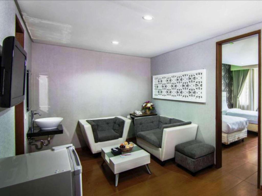 The Rizen Hotel Cisarua Eksteriør billede