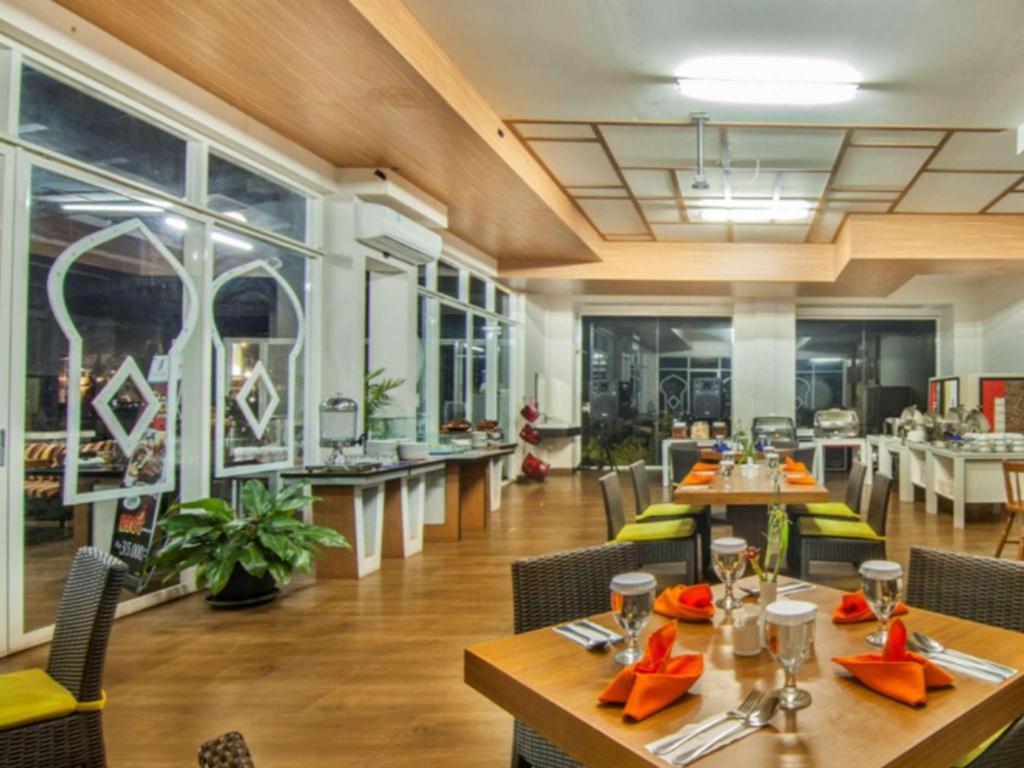 The Rizen Hotel Cisarua Eksteriør billede