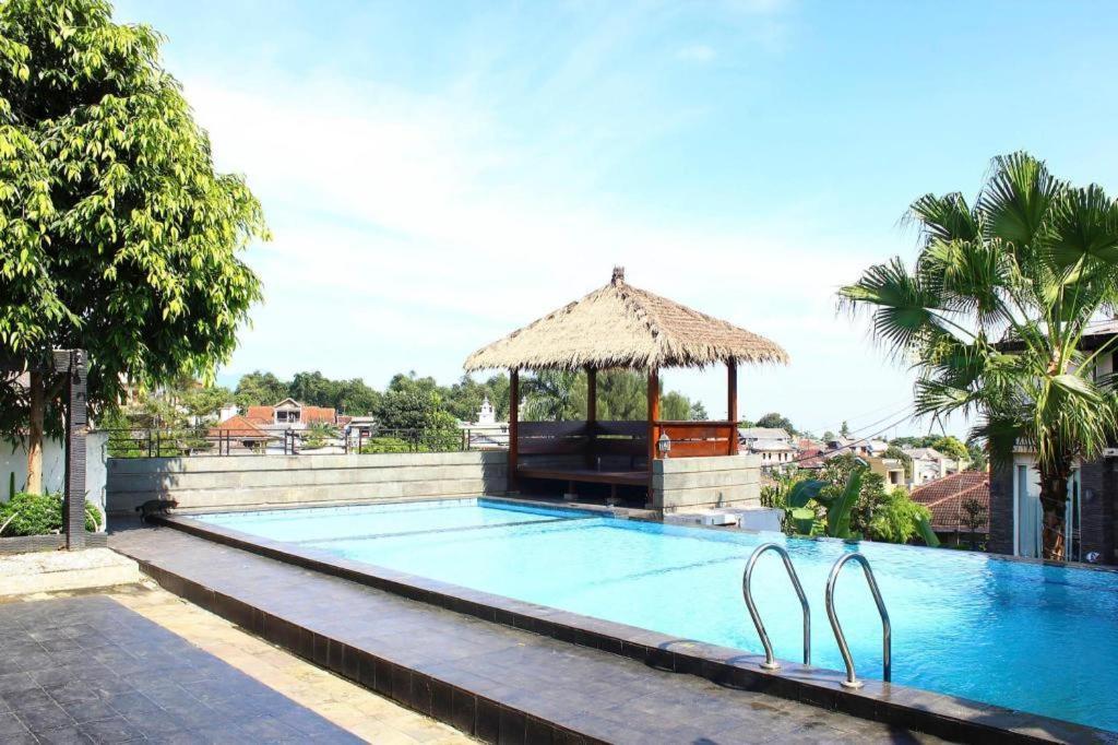 The Rizen Hotel Cisarua Eksteriør billede